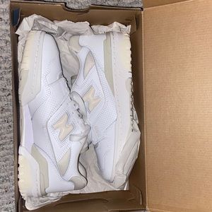 New Balance 550 beige white